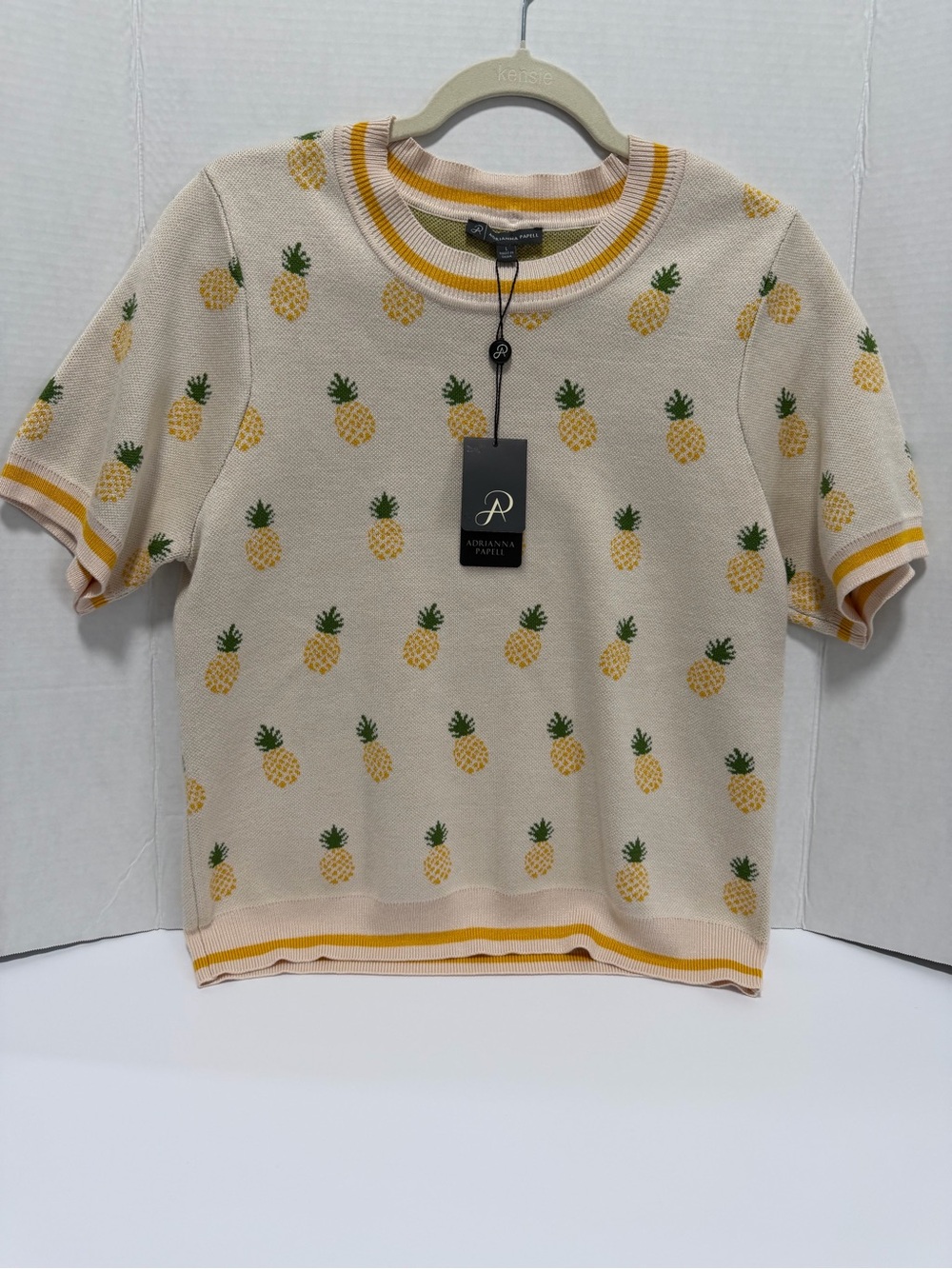 Adrianna Papell Cream Knit Short-Sleeve Top with Yellow Pineapple Motif